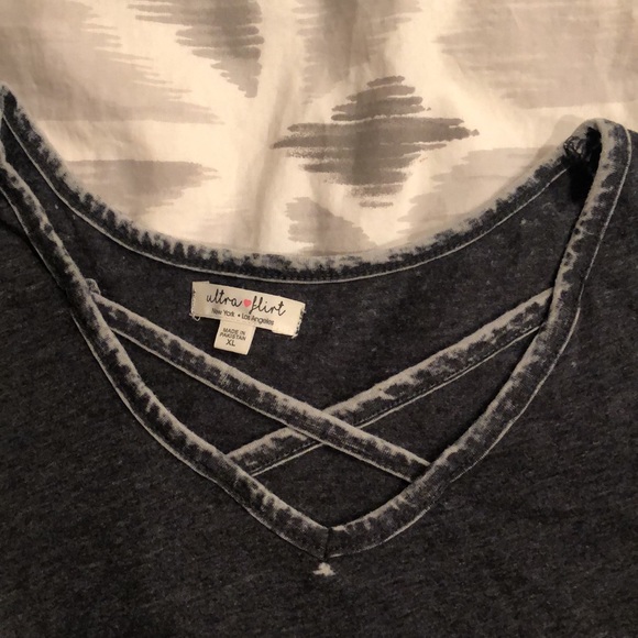 NWOT Ultra flirt charcoal gray size Junior s XL pink and white striped sleeve. - Picture 2 of 4